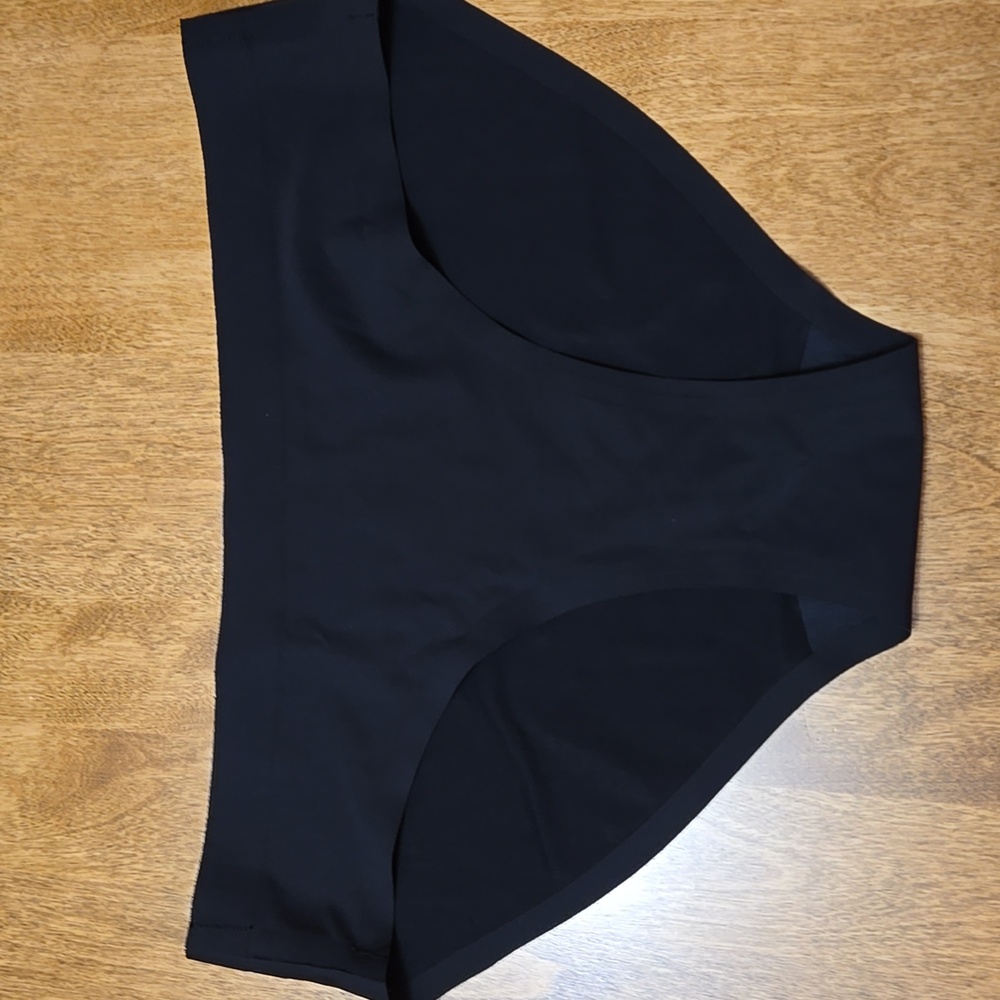 Knix Essential No-Show Bikini, Medium